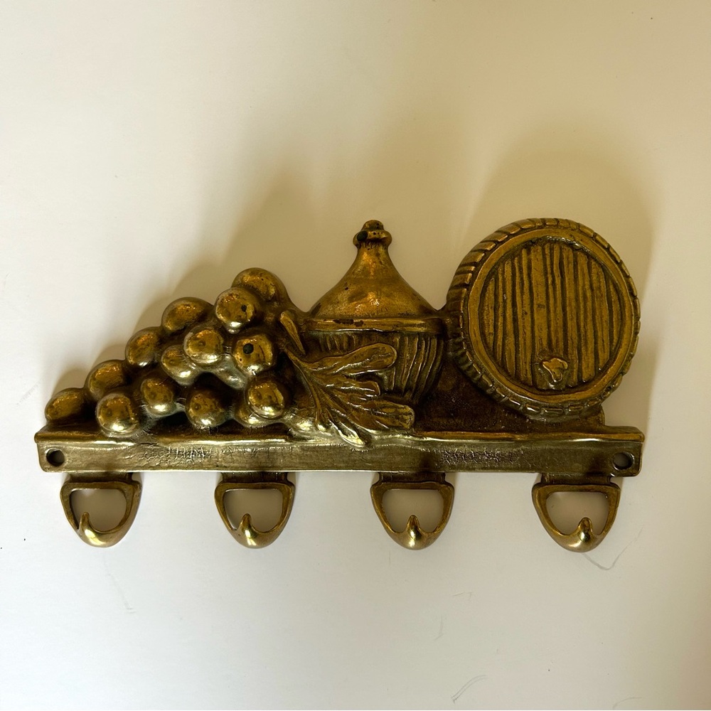 Vintage Gold Wall Hook Decor